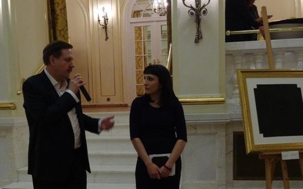 Sergey Dozhd na wernisażu w Hotelu Polonia