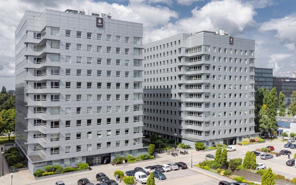 Syriusz i Orion - oba 12-kondygnacyjne budynki z końca lat 90. ubiegłego wieku były niegdyś częścią 