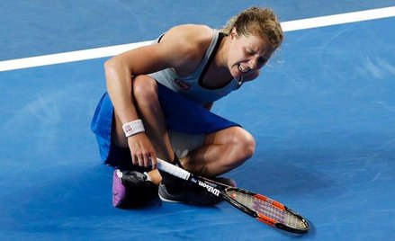 Dzielna Niemka Anna-Lena Friedsam mecz z Agnieszką Radwańską kończyła walcząc ze skurczami