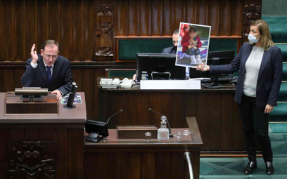 O los dzieci z Michałowa pytali w czasie debaty w Sejmie posłowie opozycji