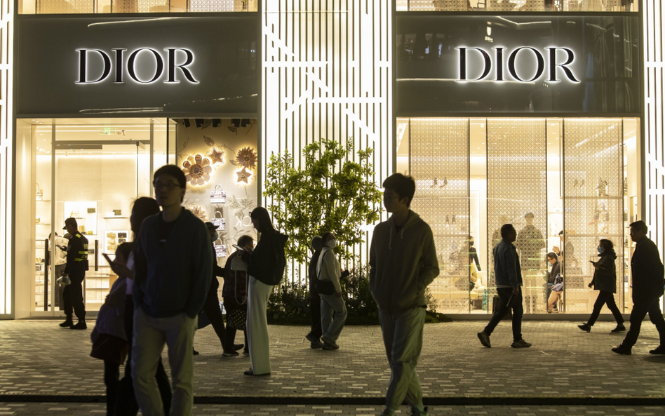 Dior zapłaci 2 miliony euro, ale uniknie kary