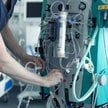 Zarabiają w szpitalach średnio 5,5 tys. zł netto. To przepaść w porównaniu z pensjami lekarzy