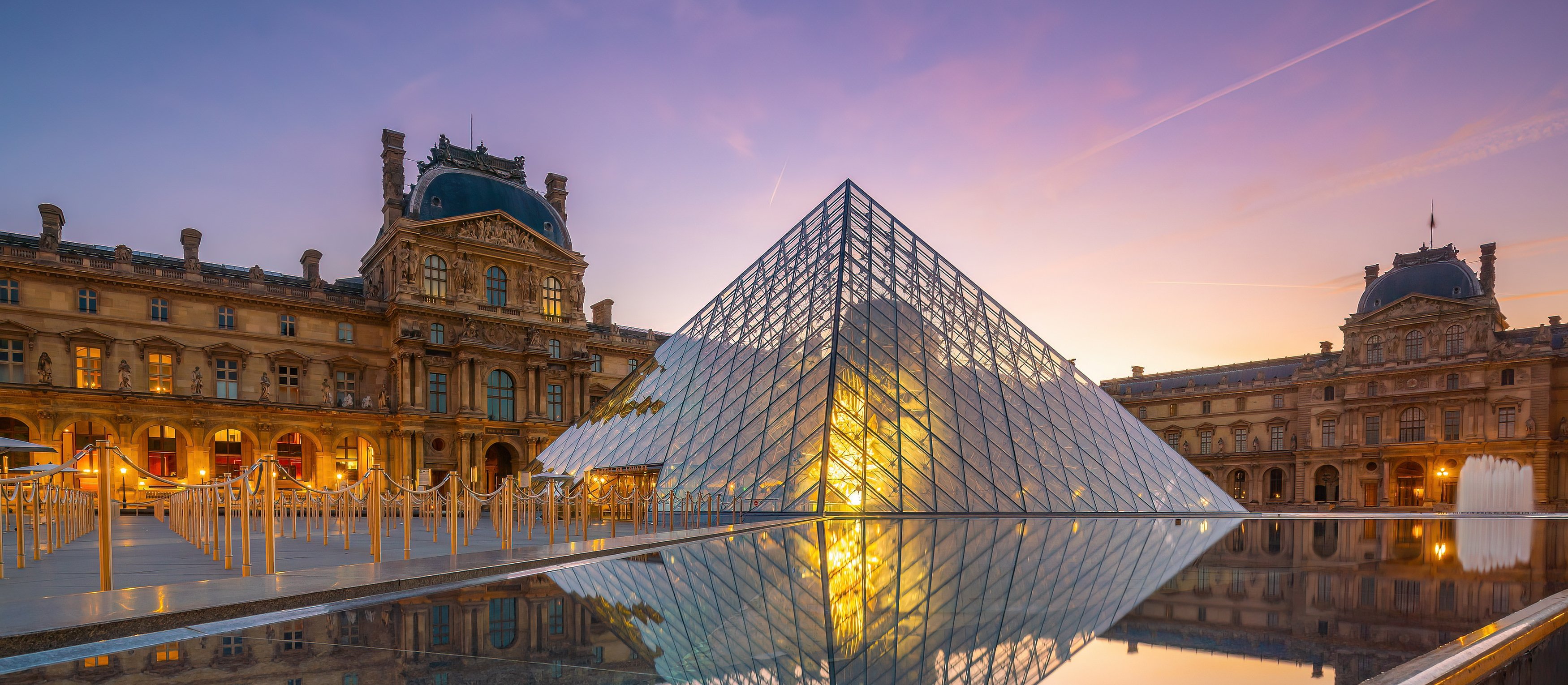 Luwr zamknięty po napadzie