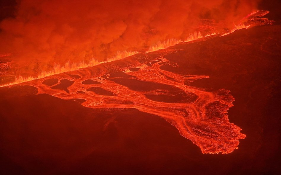 Islandia. Kolejny wybuch wulkanu na półwyspie Reykjanes (WIDEO)