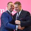 Prezydenckie zamieszanie w głównych partiach. Czy Sikorski przegrzał temat wojny?