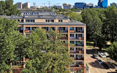 Mieszkania Orange w bloku przy ul. Waszyngtona w Warszawie