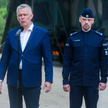 Szef MSWiA Tomasz Siemoniak i komendant główny policji inspektor Marek Boroń podczas wystąpienia dla