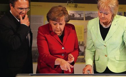 Angela Merkel i szefowa Związku Wypędzonych Erika Steinbach (rok temu, z szefem MSW)