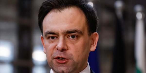 Deficyt budżetowy 2025 niższy od planu. Minister finansów mówi o „sporym zapasie”