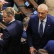 Posłowie KO Roman Giertych (C) i Sławomir Nitras (L)