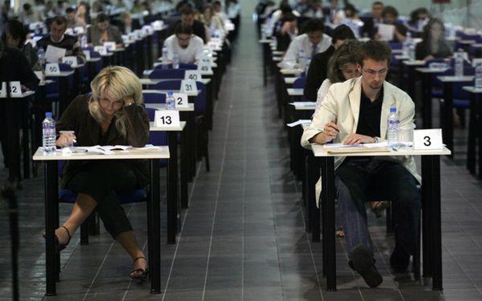 Rekordowy rocznik aplikantów radcowskich i adwokackich rekordowo się odwołuje