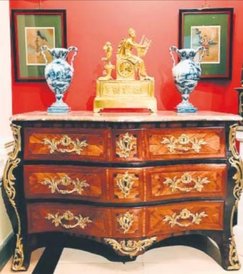 Prawdziwe antyki znajdziemy w Galerii Connaisseur.