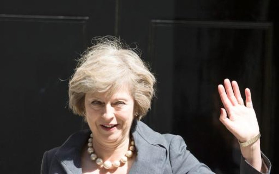 Theresa May noc z środy na czwartek spędzi już na Downing Street jako premier