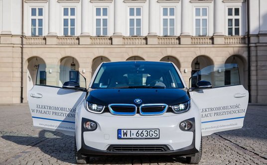 BMW i3 z parku Kancelarii Prezydenta RP