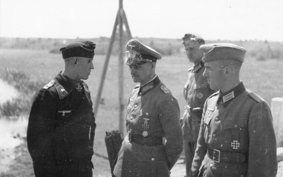 Walther Model (w środku) na froncie wschodnim (1941 r.)