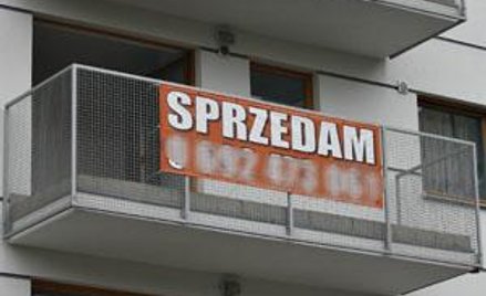 Sprzedaż spadkowego domu z podatkiem