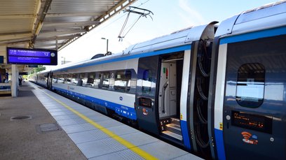Nowe połączenia Warszawa-Kraków. Ruszają 5 stycznia