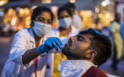 Koronawirus. Indie: Rekordowa liczba zakażeń w ciągu doby
