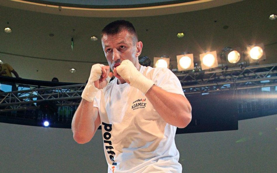 Tomasz Adamek: Czasem zrywam się w środku nocy zlany potem, bo śni mi się, że muszę wychodzić do rin