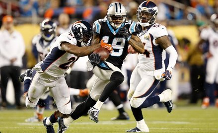 Super Bowl w futbolu amerykańskim: Złowrogi satelita nad stadionem