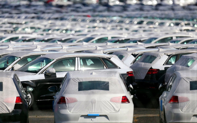 Sprzedaż aut na świecie: Chiny na dużym minusie