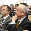 Uczestnicy konferencji dyskutowali m.in. o globalizacji. Na pierwszym planie prof. Grzegorz W. Kołod
