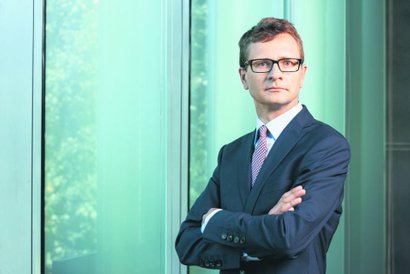 Mirosław Kachniewski prezes Stowarzyszenia Emitentów Giełdowych Autor licznych publikacji, doktor ek