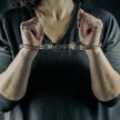 HFPC: policja przekroczyła uprawnienia przy zatrzymaniu aktywistki