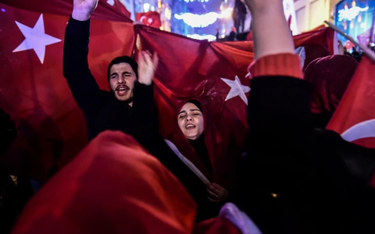 Tureckie referendum niepokoi rządy