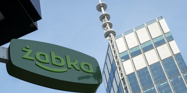 Żabka shares jump 10% on reports of possible investment by 7-Eleven owner
