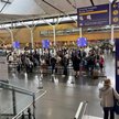 IATA: Pasażerowie samolotów mają dość restrykcji. "I tak nic nie pomogły"