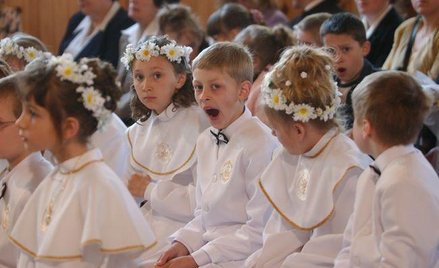 Rodzice pociech obdarowanych prezentami komunijnymi powinni zainteresować się ich wartością