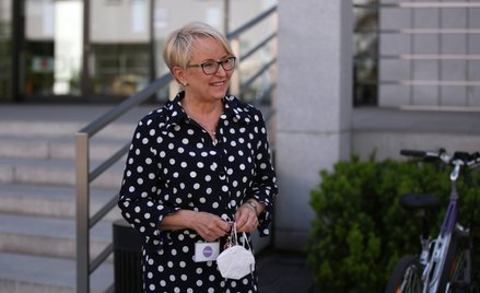 Sędzia Beata Morawiec podczas konferencji prasowej przed budynkiem Sądu Apelacyjnego w Krakowie