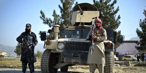 Talibowie: Mamy dobre stosunki ze światem. Rozmawiają z Brytyjczykami