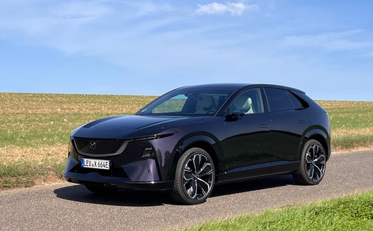 Mazda CX-6e