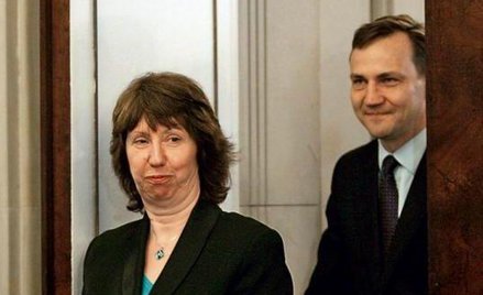 Catherine Ashton z Radosławem Sikorskim (zdjęcie z 31 maja)