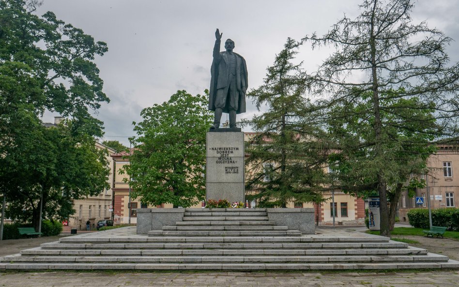 Pomnik Wincentego Witosa w Tarnowie