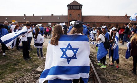 Izrael: Będą uczyć o udziale Polaków w Holokauście