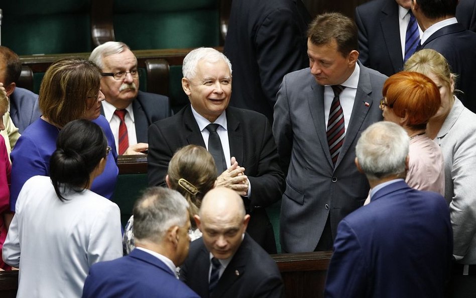 Prezes Jarosław Kaczyński i klub PiS w Sejmie