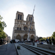 Ule na dachu katedry Notre Dame przetrwały pożar