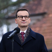 Premier Mateusz Morawiecki podczas wizyty w muzeum Józefa Piłsudskiego w Sulejówku