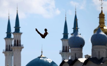 3 sierpnia, Rosja. Eliminacje w skokach do wody z 27 metrów podczas pływackich mistrzostw świata w K