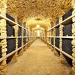 ?Za kilkadziesiąt tys. euro rocznie można wynająć średniowieczną piwnicę i przechować w niej wino