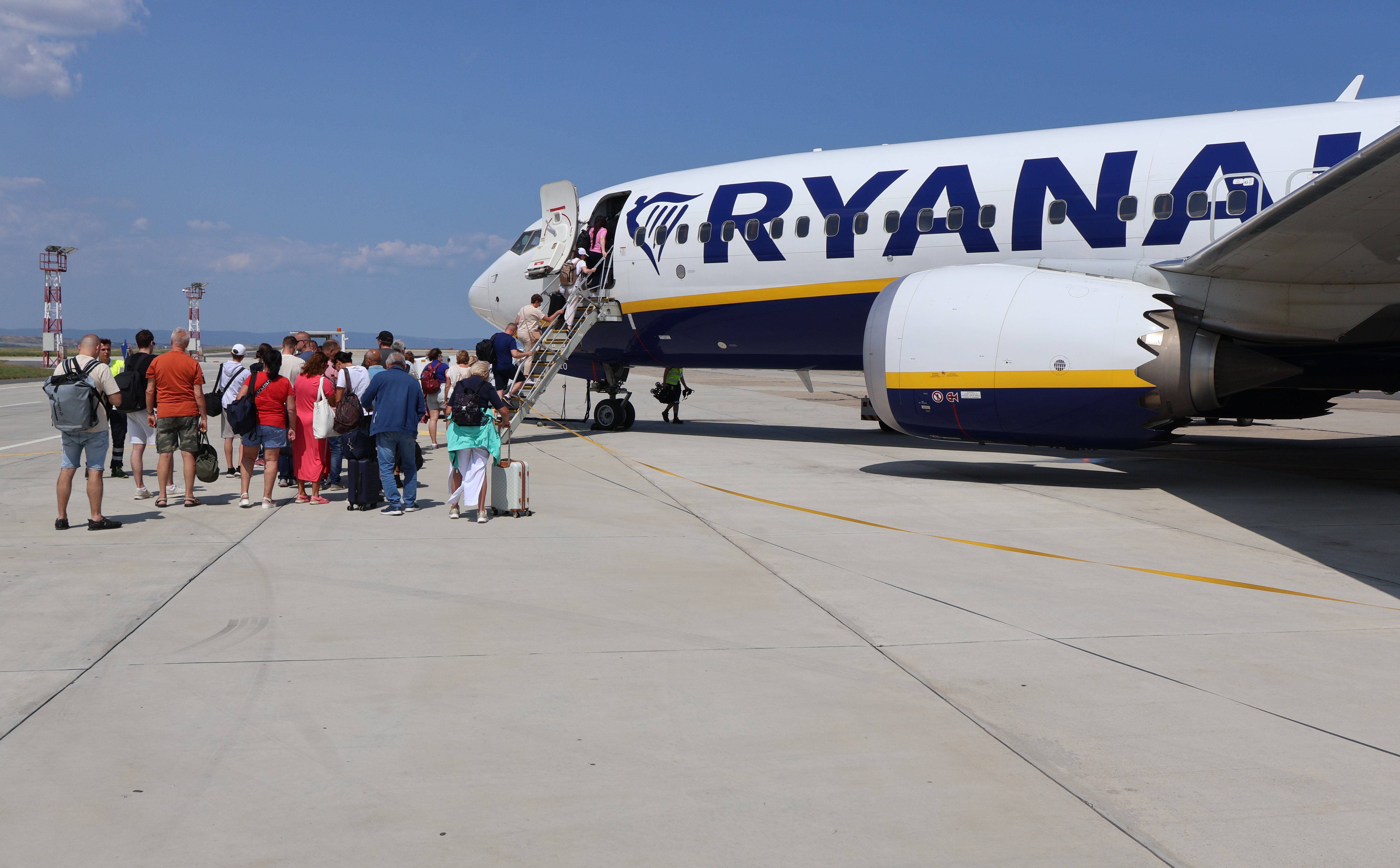 Ryanair zostanie touroperatorem? Ekspert: To droga dla niego, musi się rozwijać