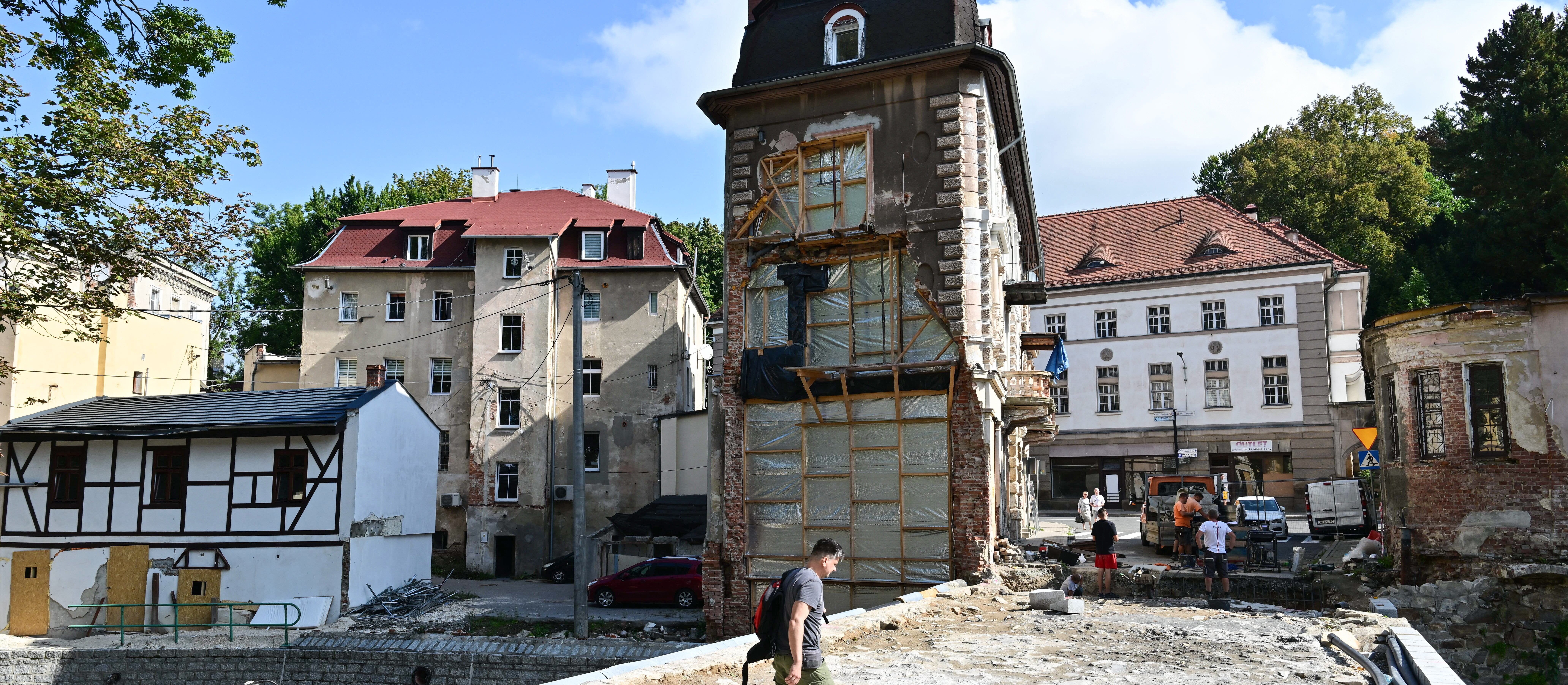 Złote góry dla powodzian. Lądek-Zdrój rok po potopie