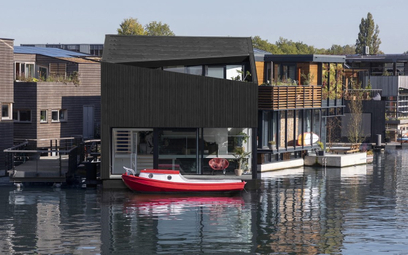 Amsterdam: pływające osiedla. To ma być przyszłość miasta