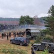 Tłumy imigrantów na granicy z Białorusią w pobliżu przejścia w Kuźnicy