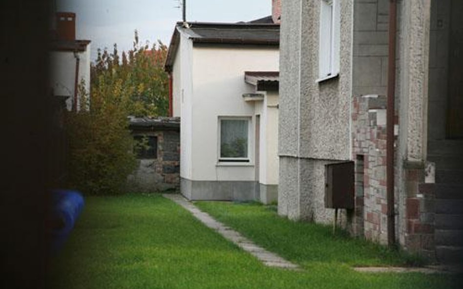 Nie są drogie, ale wodę trzeba nosić ze studni