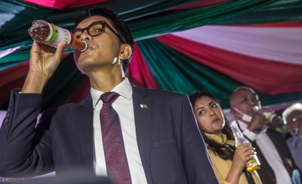 Prezydent Madagaskaru: Lekceważą miksturę, bo jest z Afryki