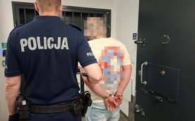W aucie znajdowały się dzieci w wieku 3 oraz 12 lat.